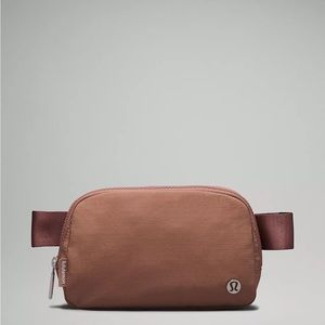 Twilight Rose Everywhere Belt Bag 1L